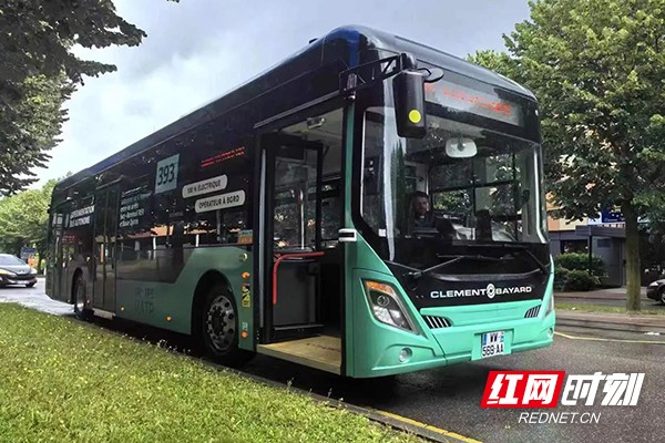 6b16702966734d5d92c5fe043441e9b5